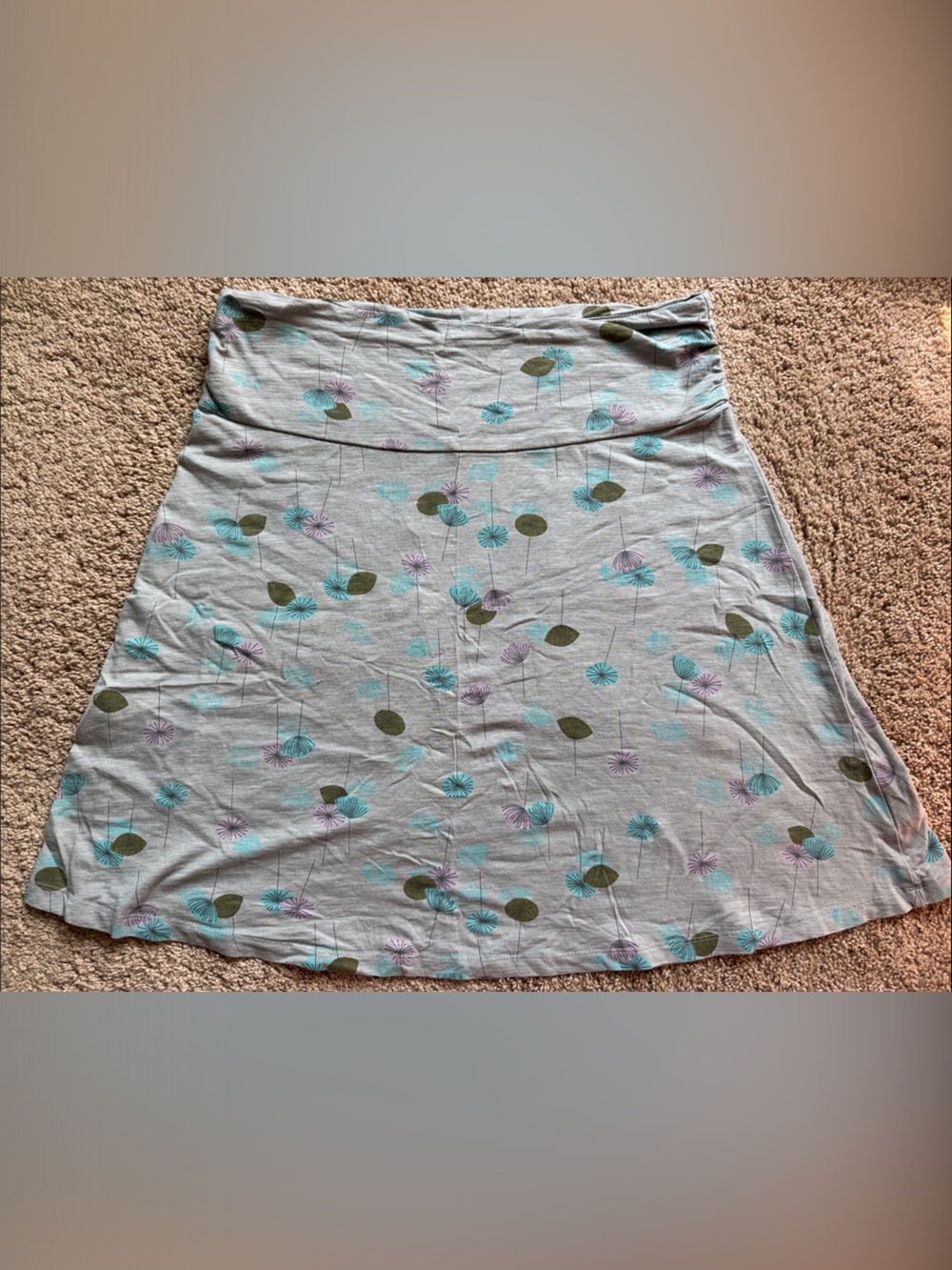 Horny Toad Light Gray A-Line Skirt with Teal & Lavender Floral Print